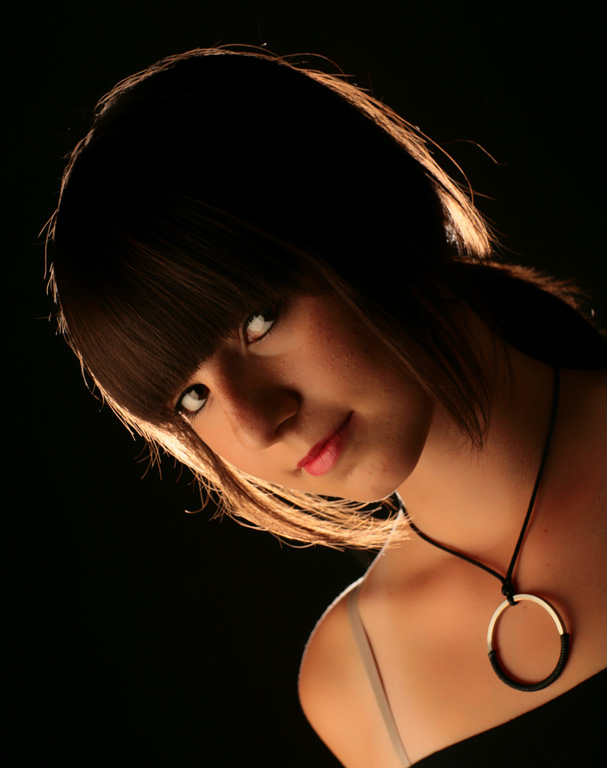 Amina002
