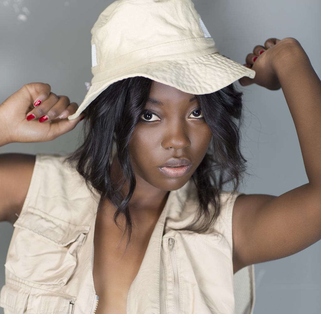 Laeticia02