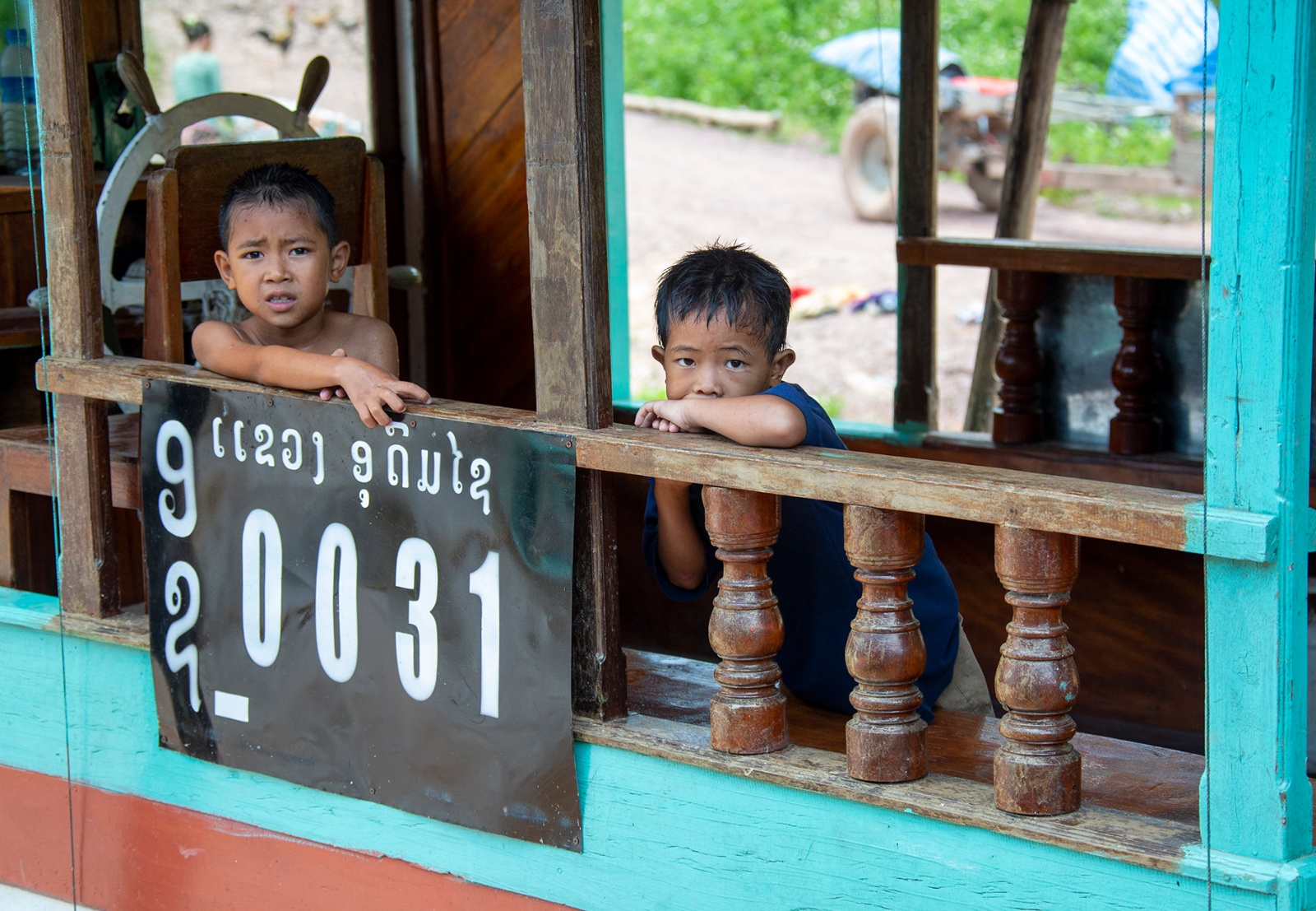 Enfant Bateau Mekong 002